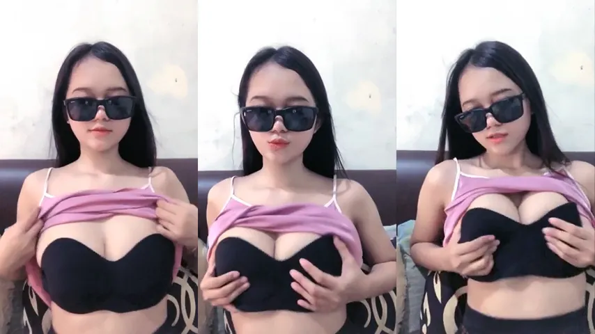 ABG Cantik Remas TT Bikin Seger