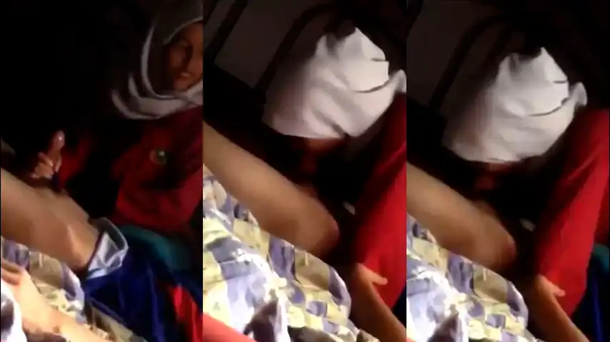 ABG Hijab Pulang Jajan Blowjob