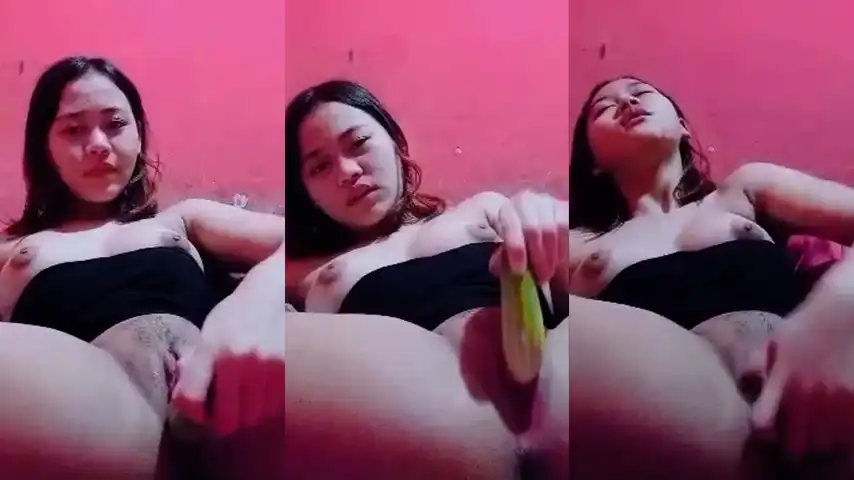 ABG Pelajar SMP Colmek Pake Timun