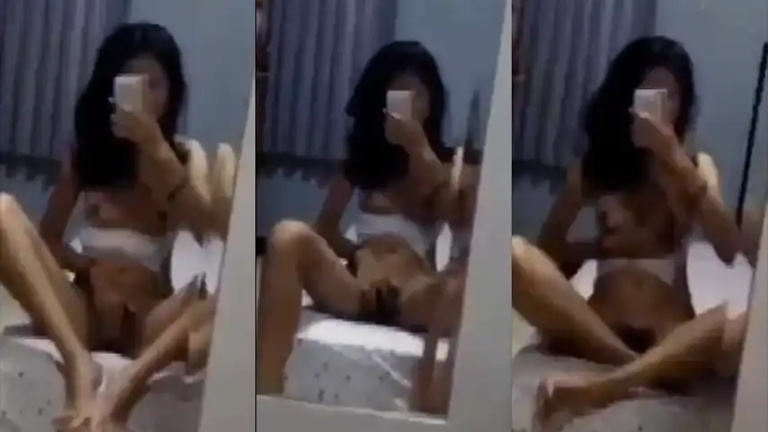 Gadis Tocil Kirim Pap Pacar Bugil