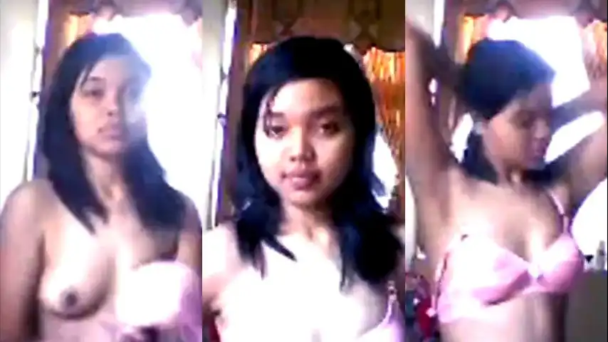 Gadis Toket Kenyal Pamer Tubuh Bugil