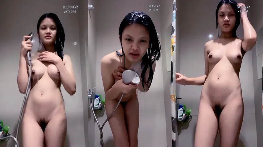 Kiia OniChan Live Mandi Jembut Lebat