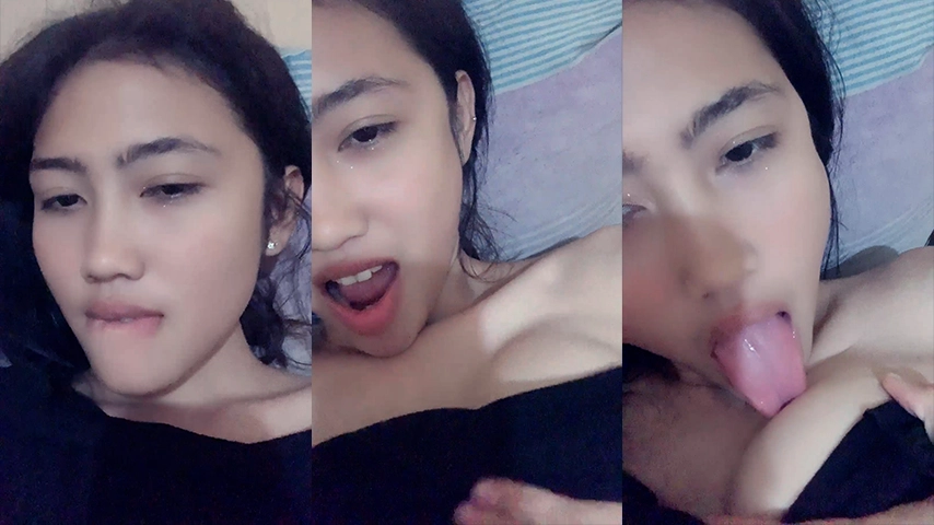 Live Host Cantik Melet Godain Pascol