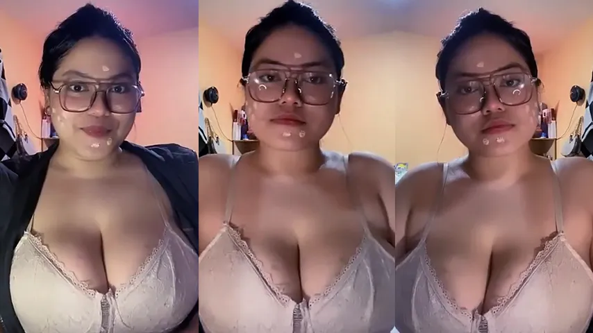 Mbak Lynn Tobrut Live Sebelum Tidur