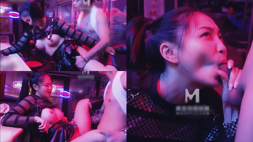 Ngewe Kasir Seksi Mumpung Lagi Sepi