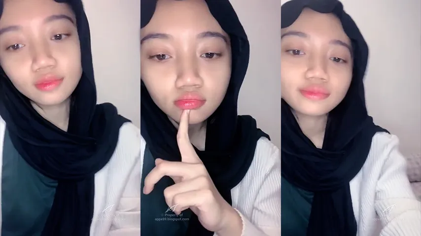 Rarah Hijaber Cantik Binal Menggoda