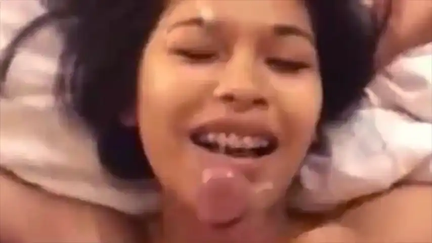 Tante Dinna Madinna Dipejuhin Mukanya