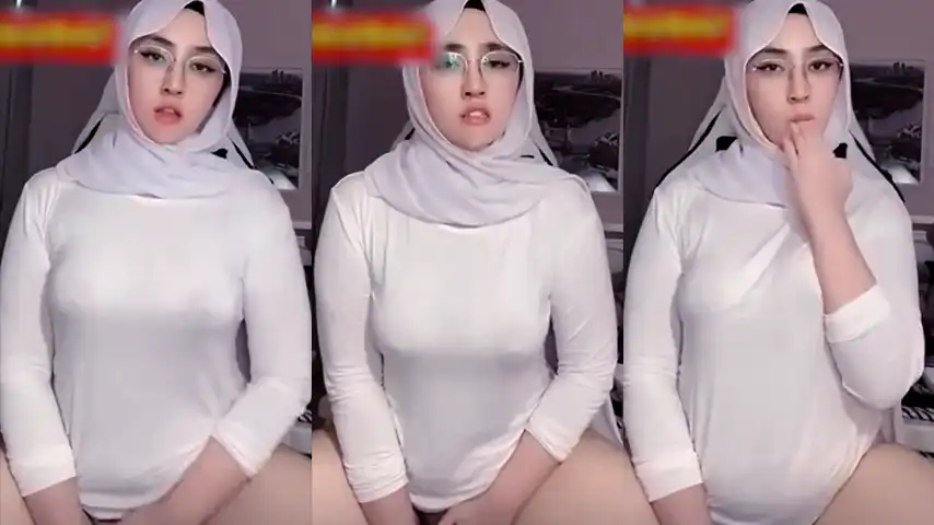 Viral Hijaber Toket Kenyal Colmek